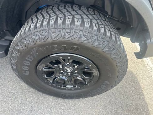 Used 2023 Ford Bronco Wildtrak AWD/4WD image 25