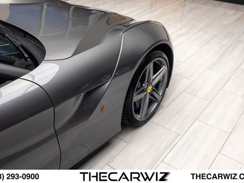 Used 2016 Ferrari F12 Berlinetta RWD image 38