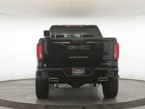 Used 2024 GMC Sierra 1500 AT4 w/ Technology Package image 11