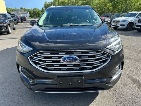 Used 2019 Ford Edge Titanium w/ Cold Weather Package AWD/4WD image 11
