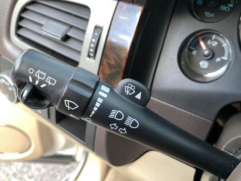 Used 2013 GMC Yukon Denali AWD/4WD image 18