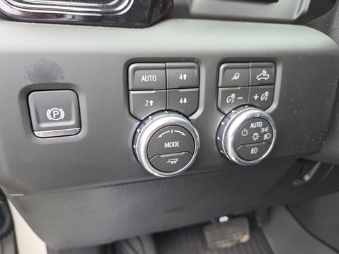 New 2026 GMC Sierra 2500 AT4X w/ AT4X AEV Edition AWD/4WD image 6