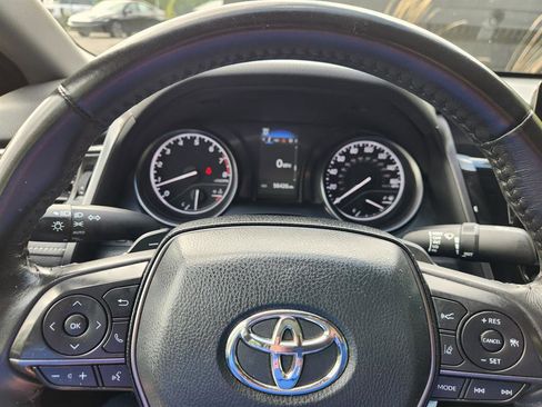 Used 2024 Toyota Camry SE image 34