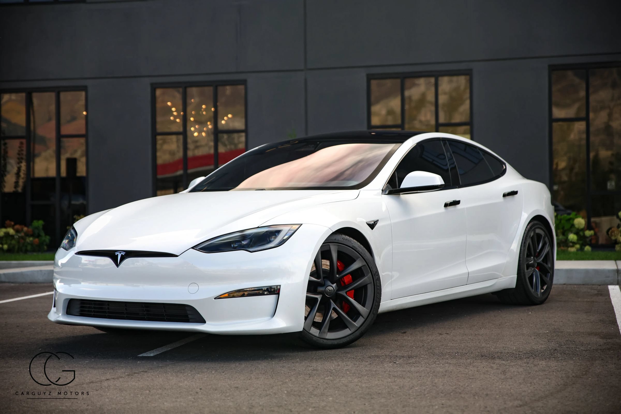 Used 2023 Tesla Model S Plaid AWD/4WD image 3