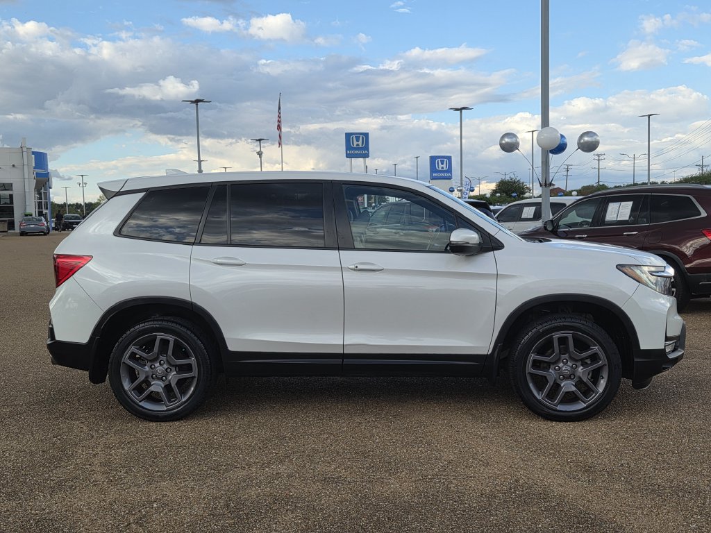 Used 2023 Honda Passport EX-L image 4