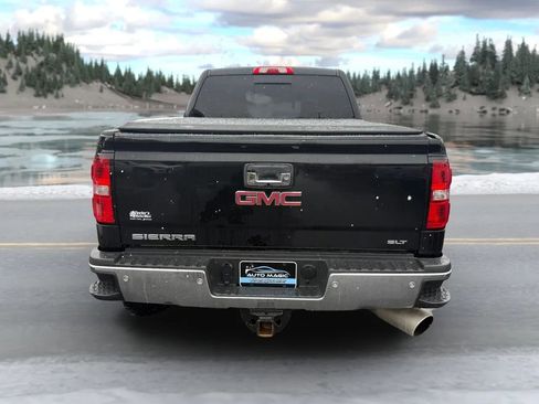 Used 2015 GMC Sierra 2500 SLT w/ Duramax Plus Package image 4
