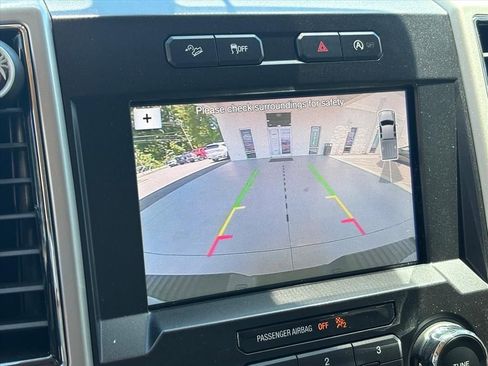 Used 2019 Ford F150 Lariat AWD/4WD image 6
