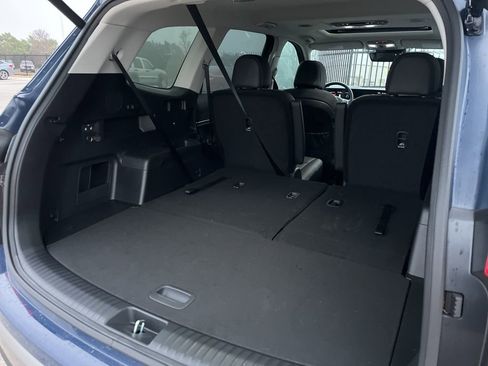 Used 2025 Kia Telluride S image 9