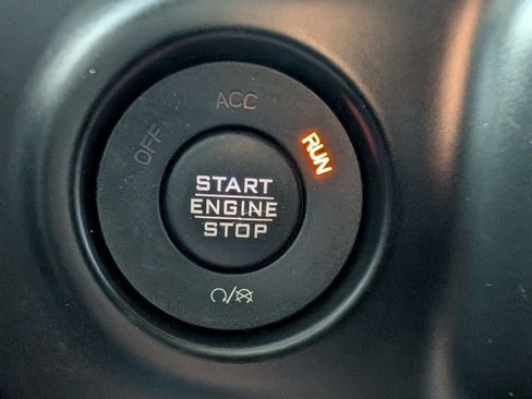 Used 2018 Jeep Wrangler Unlimited Sport S image 16