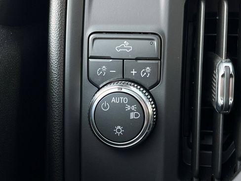 Used 2026 GMC Sierra 1500 Pro w/ Pro Value Package RWD image 38