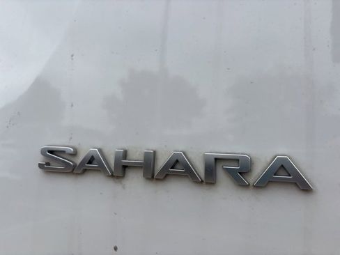 Used 2020 Jeep Wrangler Unlimited Sahara image 8