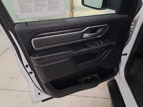 Used 2021 RAM 1500 Big Horn AWD/4WD image 12