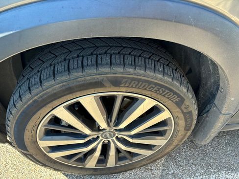 Used 2022 Nissan Pathfinder Platinum w/ Cargo Package image 8