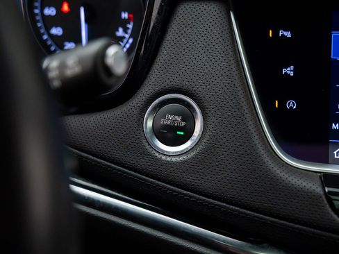 Used 2023 Cadillac XT5 Premium Luxury w/ Technology Package image 27