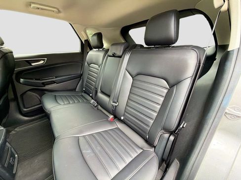 Used 2020 Ford Edge SEL w/ Cold Weather Package AWD/4WD image 25