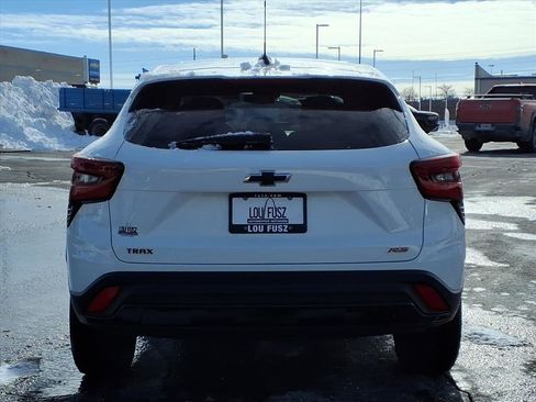 Used 2024 Chevrolet Trax RS w/ Driver Confidence Package image 29