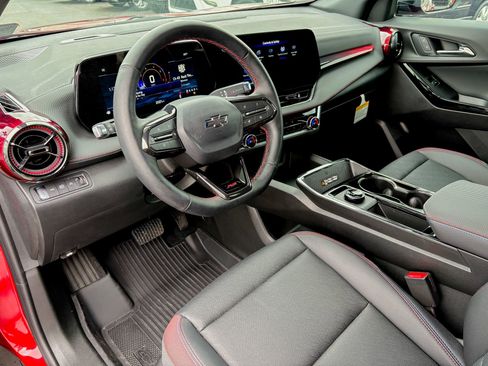 Used 2026 Chevrolet Equinox RS image 13