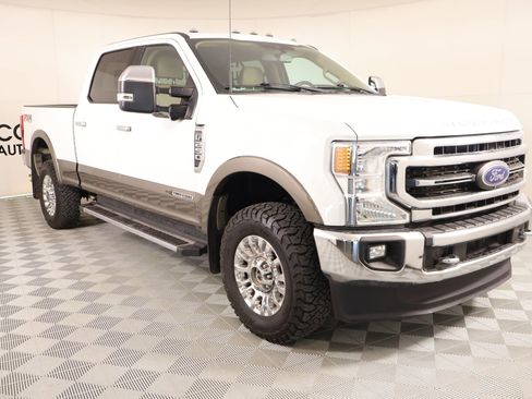 Used 2022 Ford F250 Lariat w/ Chrome Package image 1