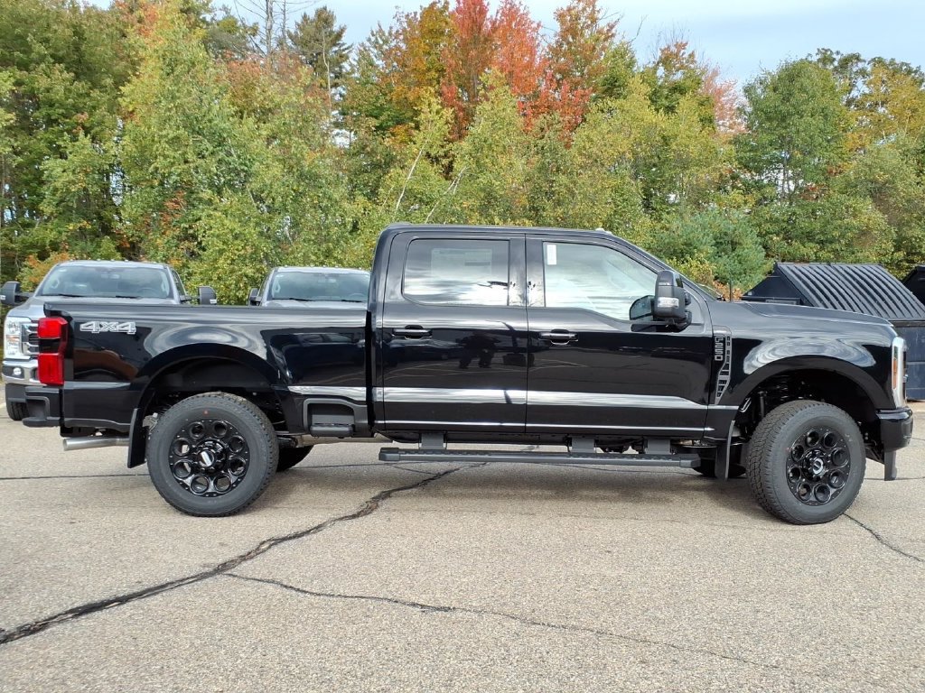 New 2027 Ford F250 Lariat w/ Black Appearance Package AWD/4WD image 4
