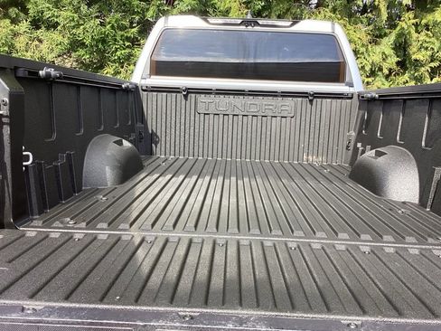 Used 2024 Toyota Tundra Limited image 13