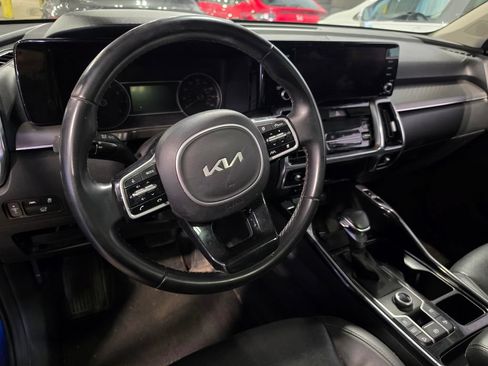 Used 2022 Kia Sorento SX AWD/4WD image 4