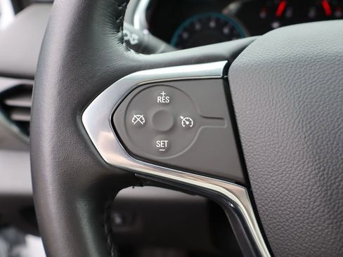 Used 2020 Chevrolet Traverse LT image 15