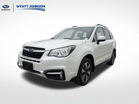 Used 2017 Subaru Forester 2.5i Limited image 1