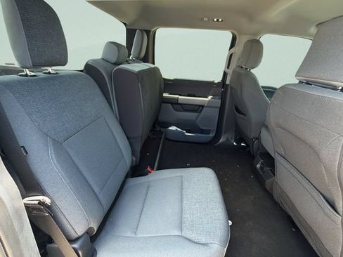 Used 2024 Ford F150 XLT AWD/4WD image 13