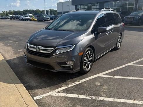Used 2020 Honda Odyssey Elite image 2