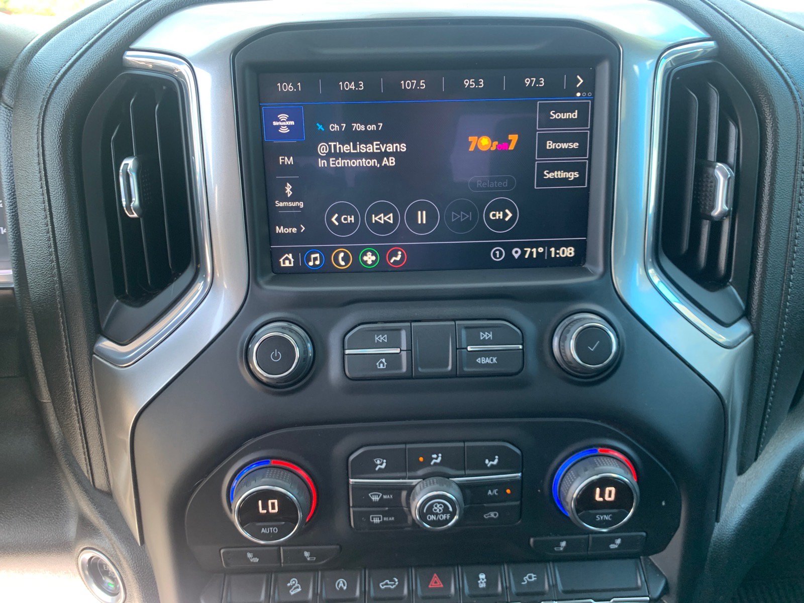 Used 2020 Chevrolet Silverado 1500 RST w/ All-Star Edition AWD/4WD image 15