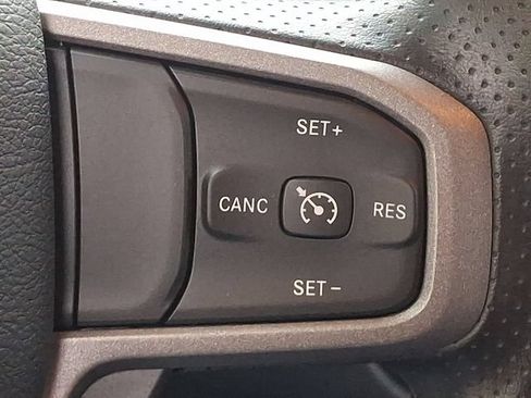 Used 2023 RAM 3500 Tradesman w/ Chrome Appearance Group AWD/4WD image 22