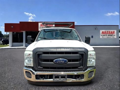 Used 2016 Ford F250 XL w/ Power Equipment Group RWD image 8