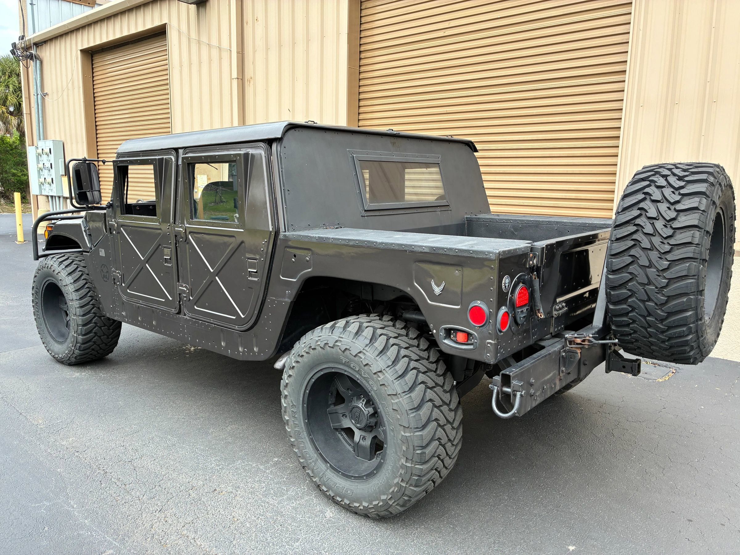 Used 1995 HUMMER H1 image 3