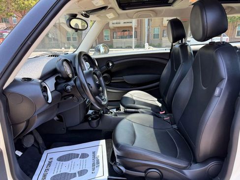 Used 2013 MINI Cooper Hardtop image 15