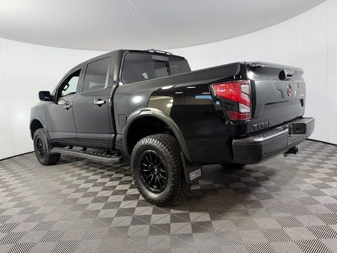 Used 2023 Nissan Titan PRO-4X w/ Off Road Protection Package AWD/4WD image 9