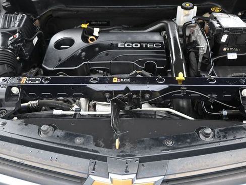 Used 2020 Chevrolet Equinox LS FWD image 17
