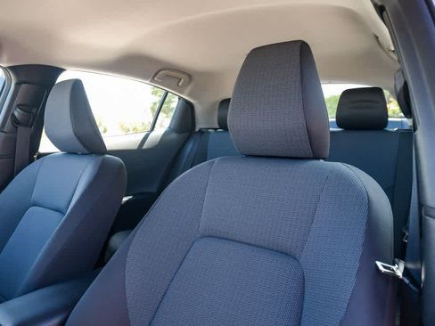 Used 2023 Toyota Prius LE FWD image 17