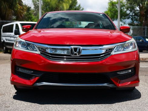 Used 2017 Honda Accord Sport image 21
