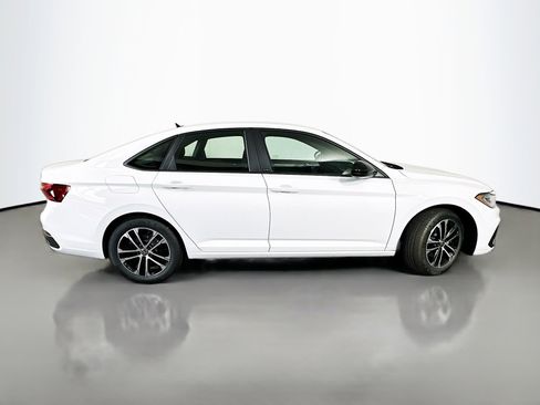 New 2025 Volkswagen Jetta Sport image 8