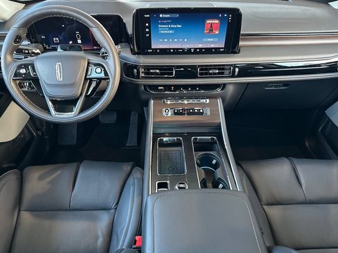 New 2026 Lincoln Aviator Reserve AWD/4WD image 12