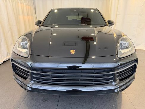 Certified 2021 Porsche Cayenne Coupe AWD/4WD image 6