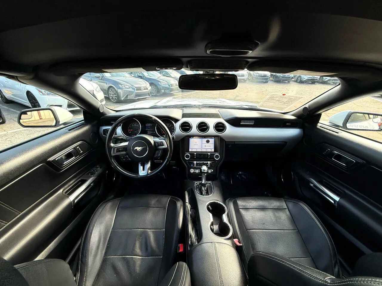 Used 2016 Ford Mustang Premium RWD image 3