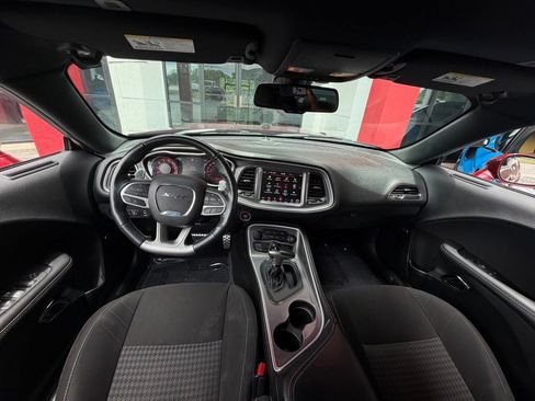 Used 2022 Dodge Challenger SRT Hellcat RWD image 26