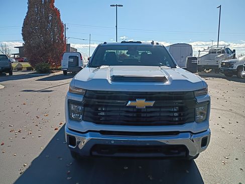 New 2026 Chevrolet Silverado 3500 W/T image 17