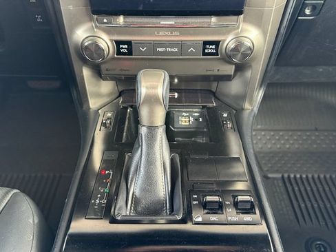 Used 2020 Lexus GX 460 Premium AWD/4WD image 19