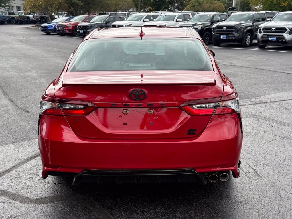 Used 2021 Toyota Camry SE AWD/4WD image 5