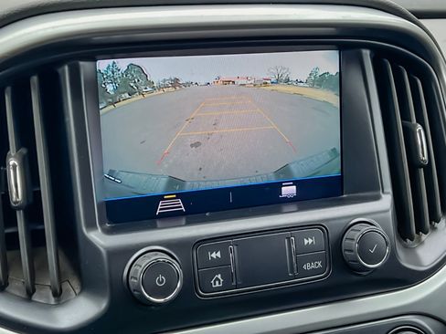 Used 2022 Chevrolet Colorado LT w/ LT Convenience Package image 25