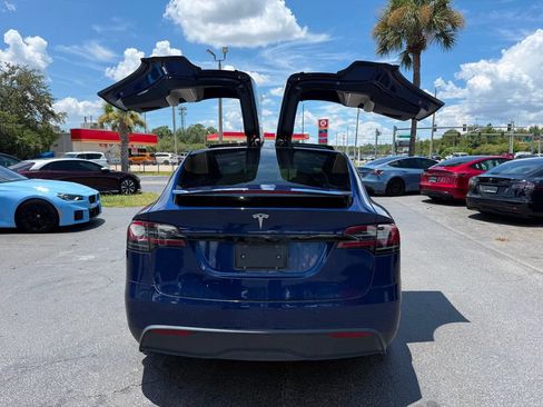 Used 2023 Tesla Model X AWD/4WD image 6