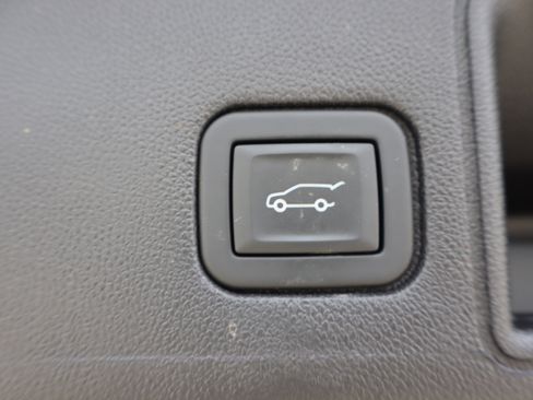 Used 2024 GMC Terrain AT4 w/ LPO, Floor Liner Package image 25