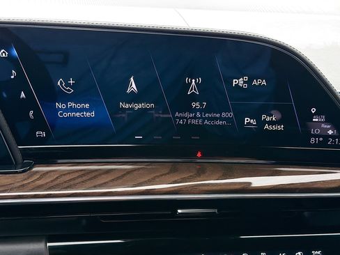 Used 2023 Cadillac Escalade Sport Platinum w/ Heavy-Duty Trailer Package AWD/4WD image 31